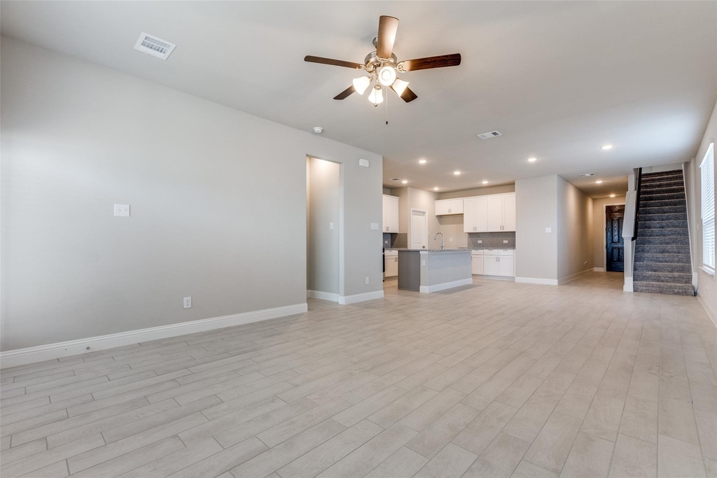 730 Rain Barrel Place - Photo 4