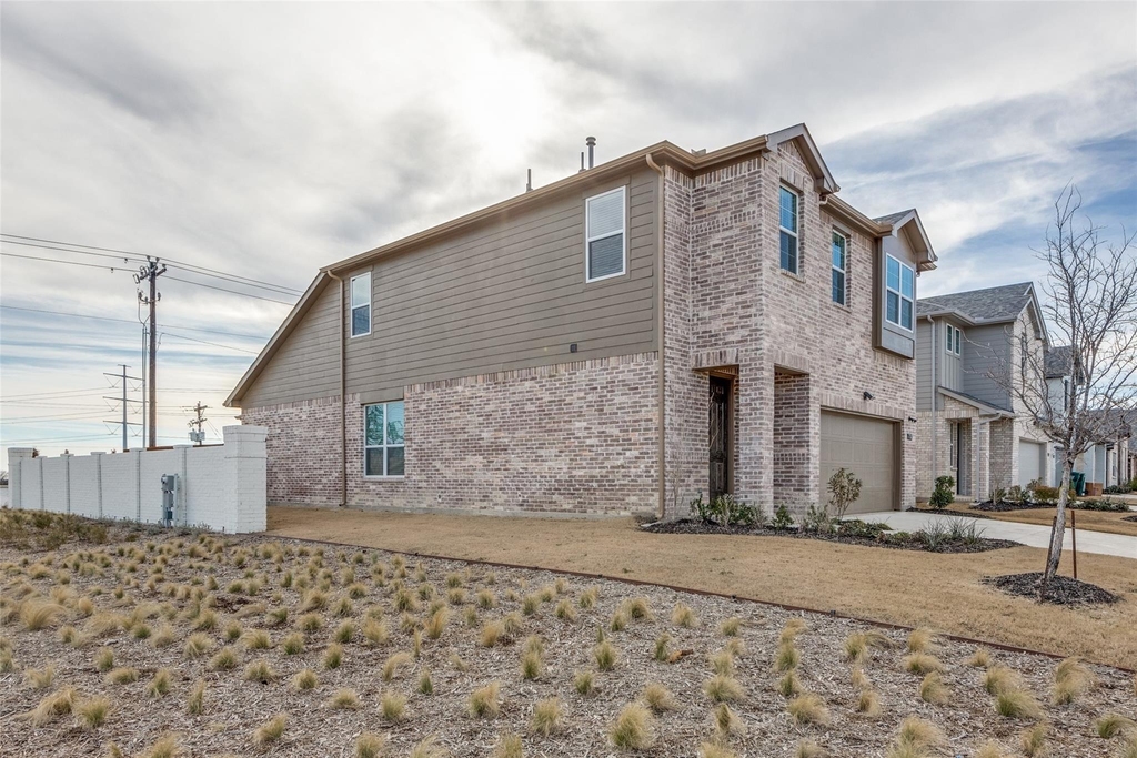 730 Rain Barrel Place - Photo 0