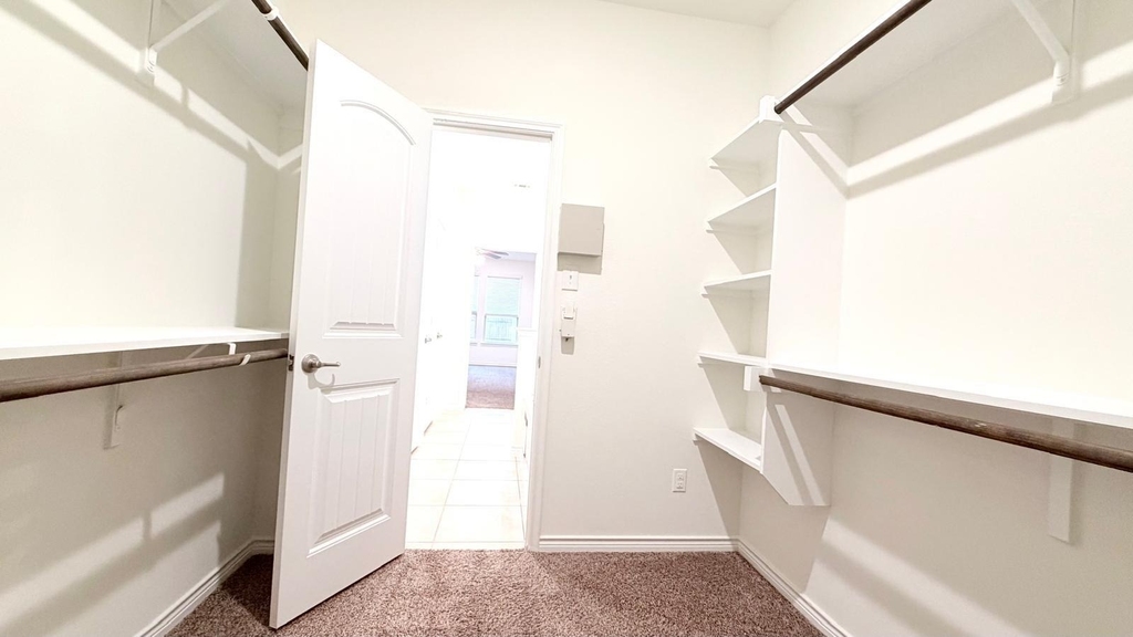 10020 Kemah Place - Photo 18