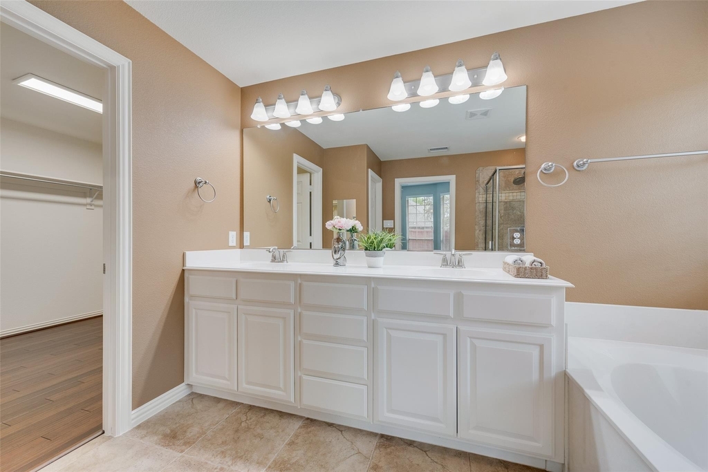 7816 Royal Gorge Lane - Photo 10