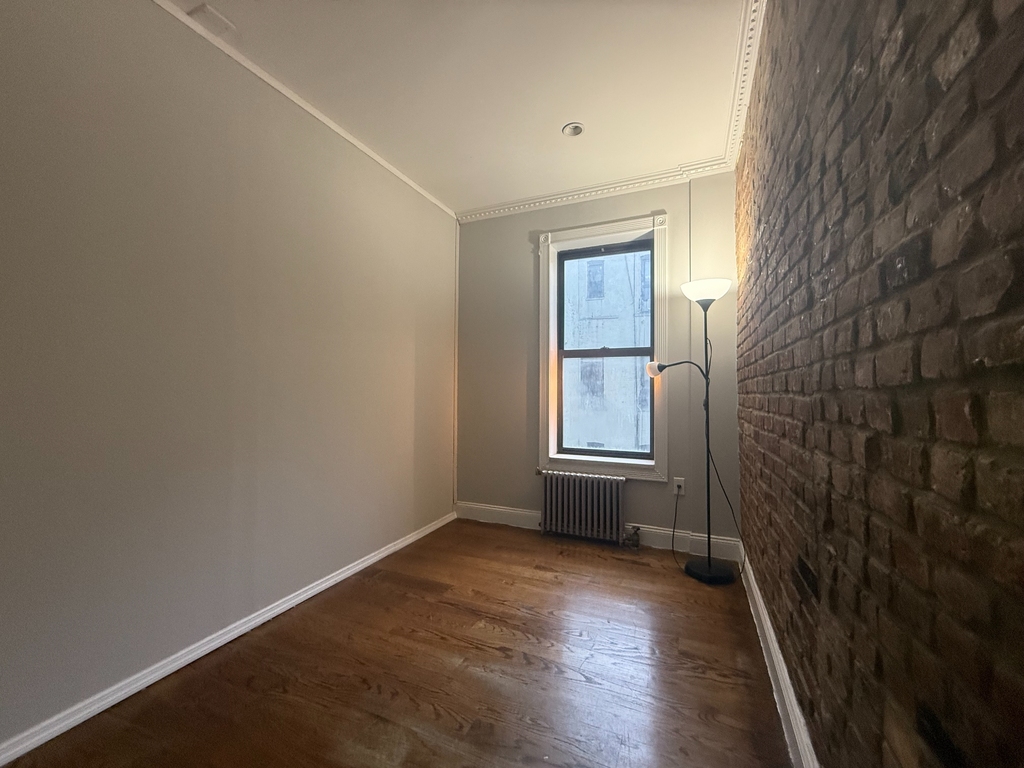 326 East 100th Street - Photo 6