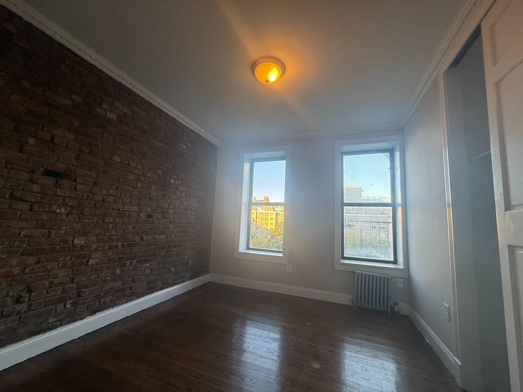 326 East 100th Street - Photo 5