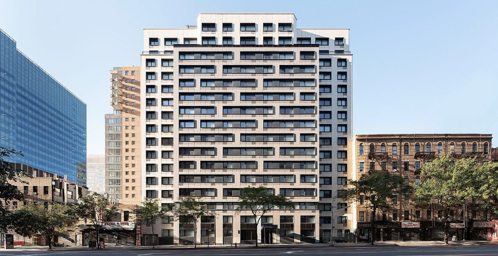 340 East 34th Street - Photo 7