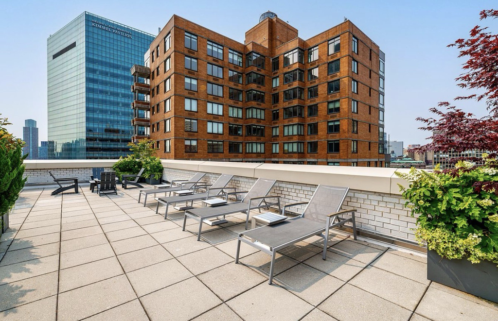 340 East 34th Street - Photo 6