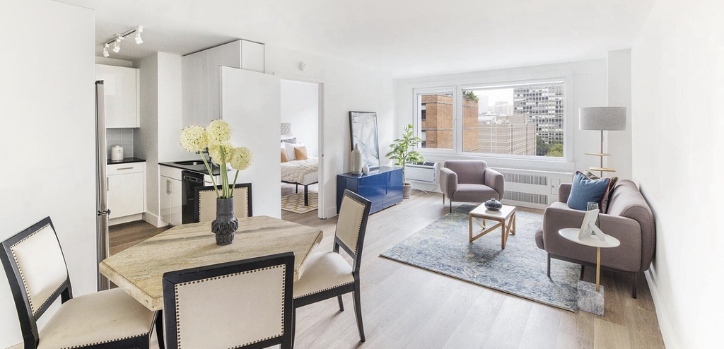 340 East 34th Street - Photo 2