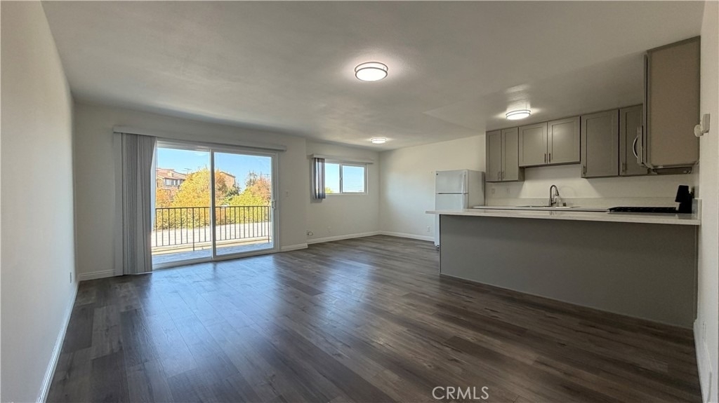 1831 Garvey Avenue - Photo 1