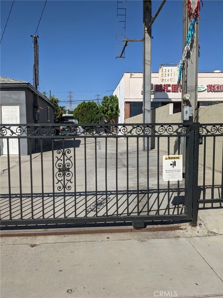 2243 San Gabriel Boulevard - Photo 0