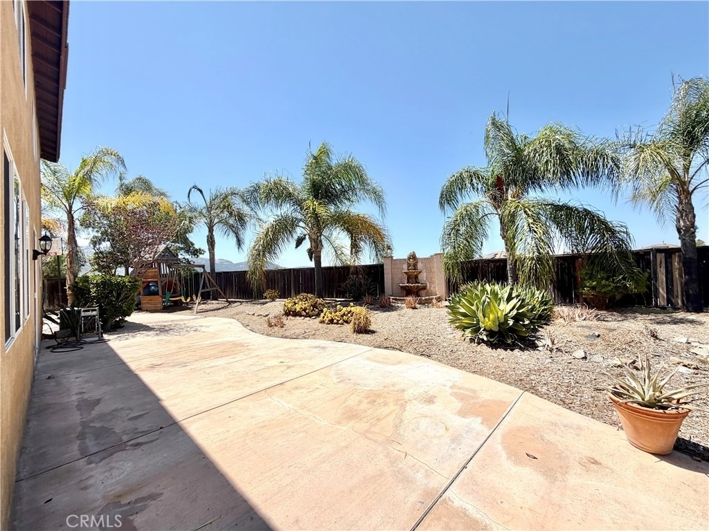 46383 Vianne Court - Photo 42