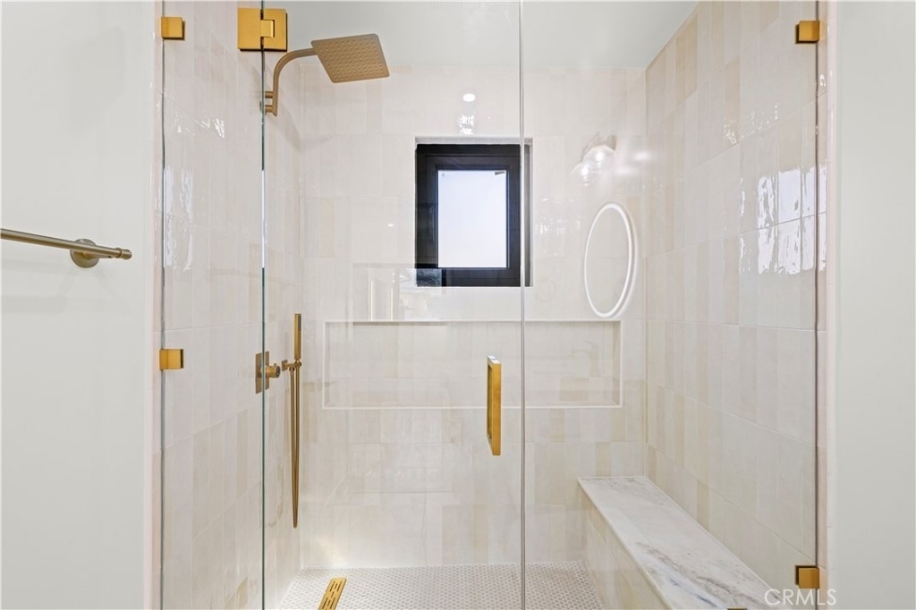 16243 Chatsworth Street - Photo 33