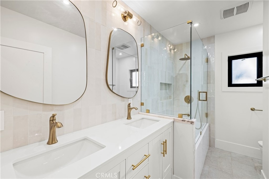 16243 Chatsworth Street - Photo 31