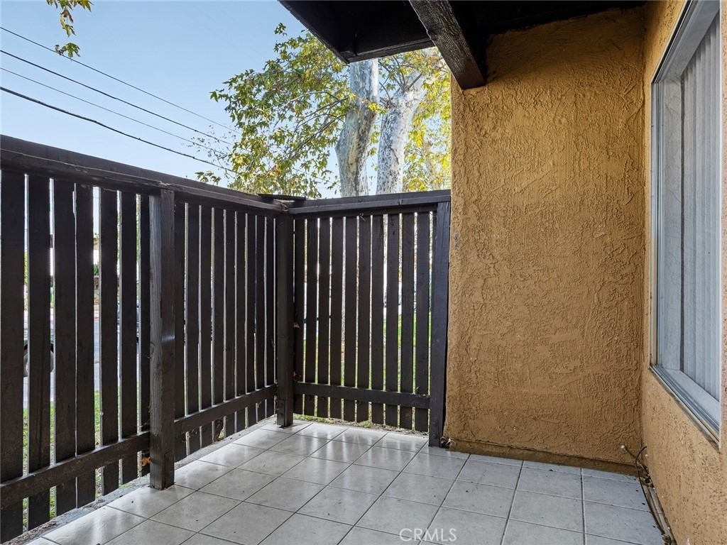 18350 Hatteras Street - Photo 13