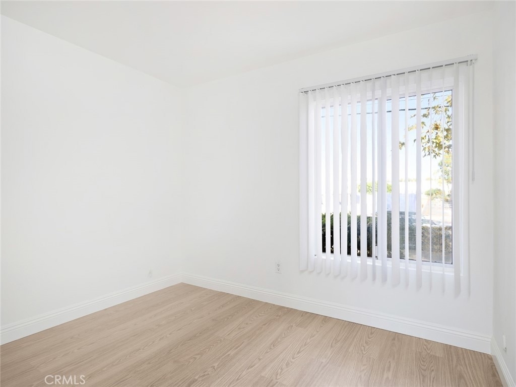 18350 Hatteras Street - Photo 23