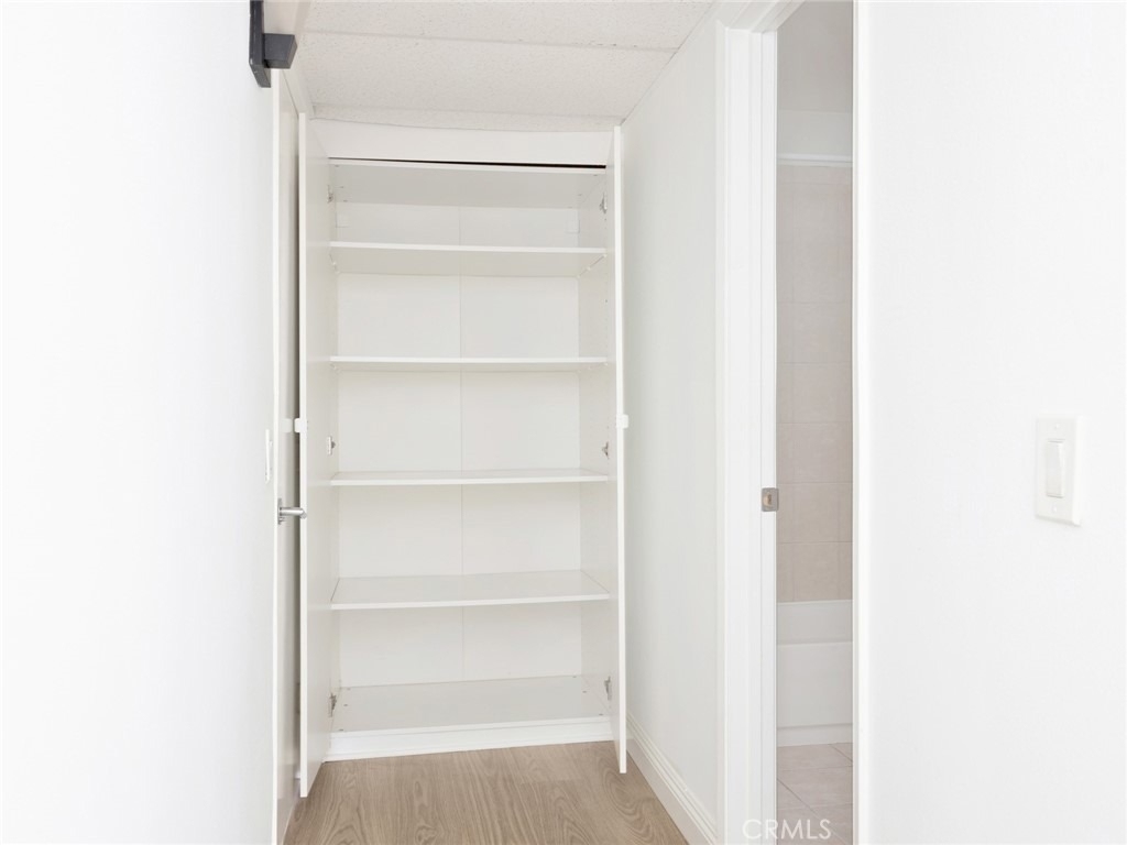 18350 Hatteras Street - Photo 25