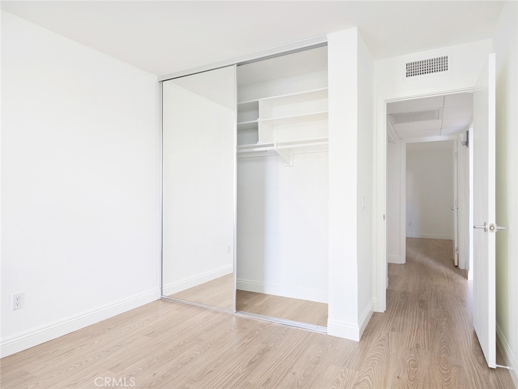 18350 Hatteras Street - Photo 24