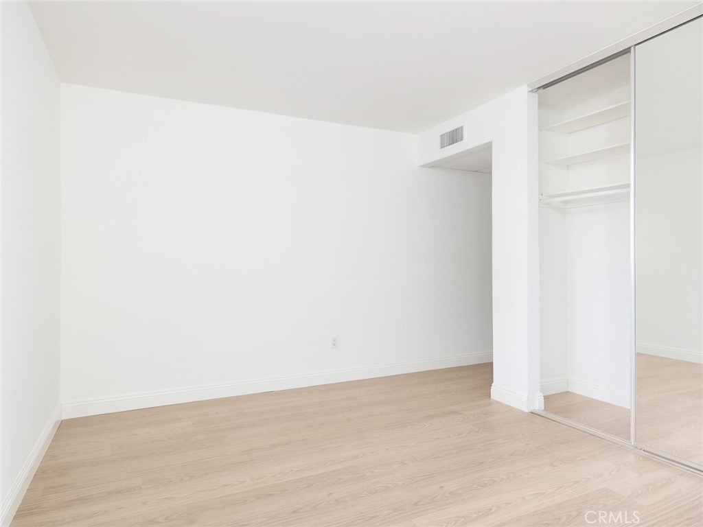 18350 Hatteras Street - Photo 29