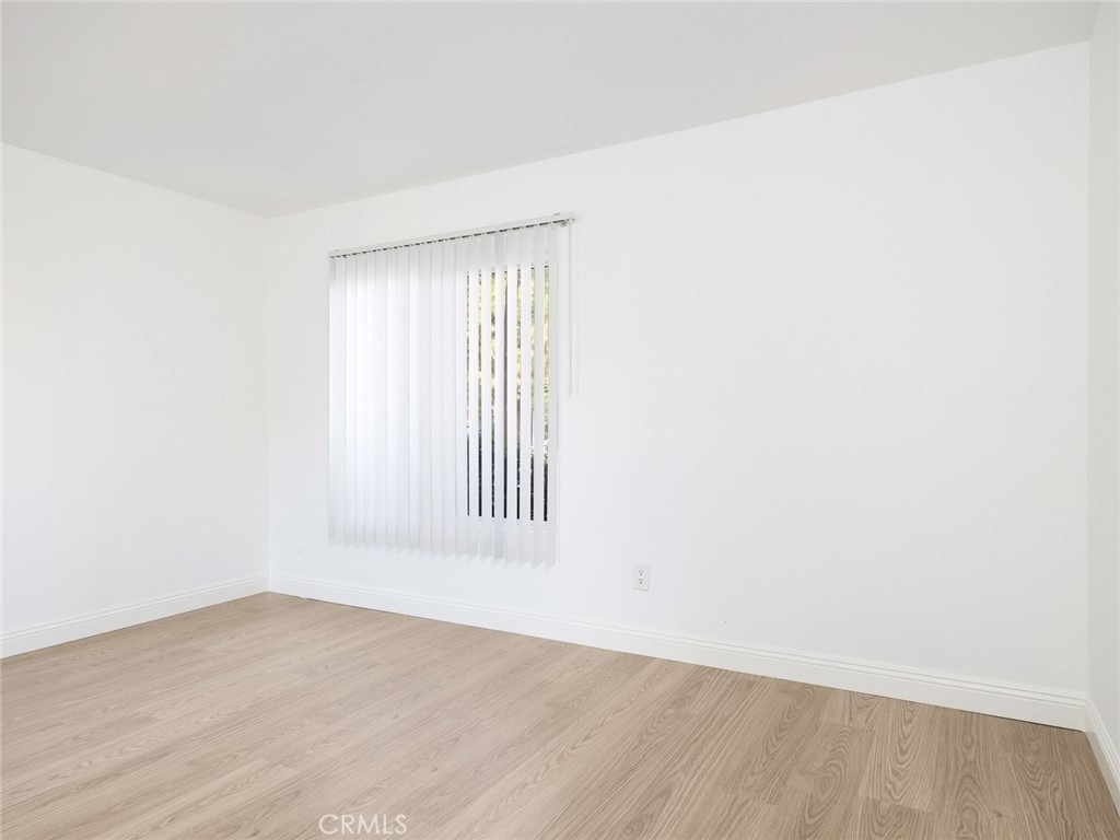 18350 Hatteras Street - Photo 27