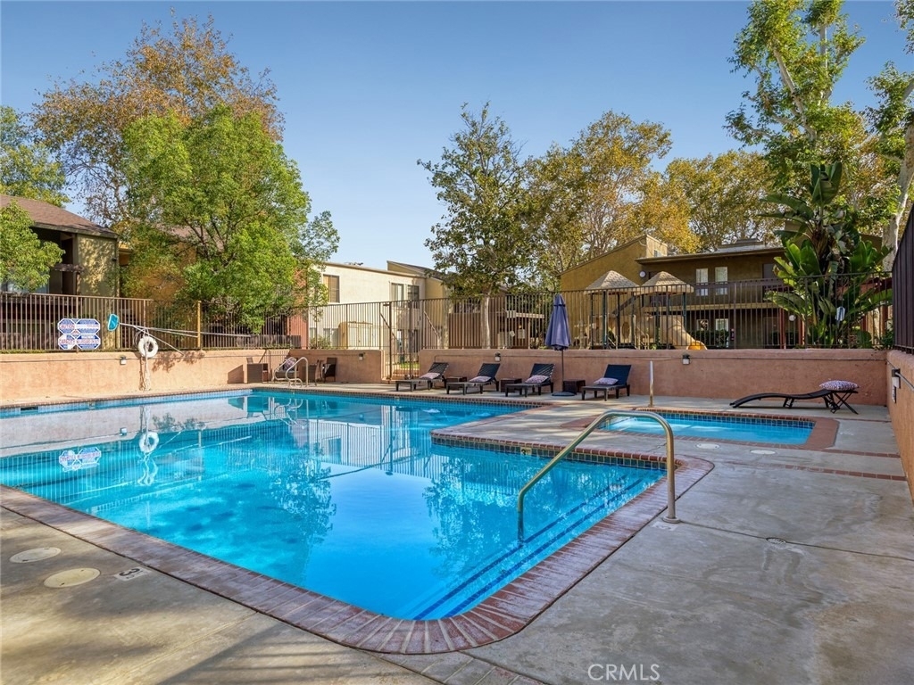 18350 Hatteras Street - Photo 32
