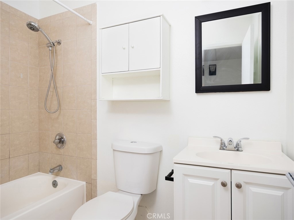 18350 Hatteras Street - Photo 26