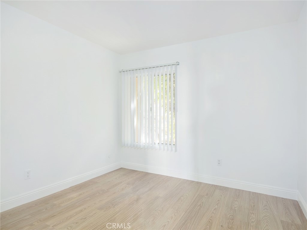 18350 Hatteras Street - Photo 17