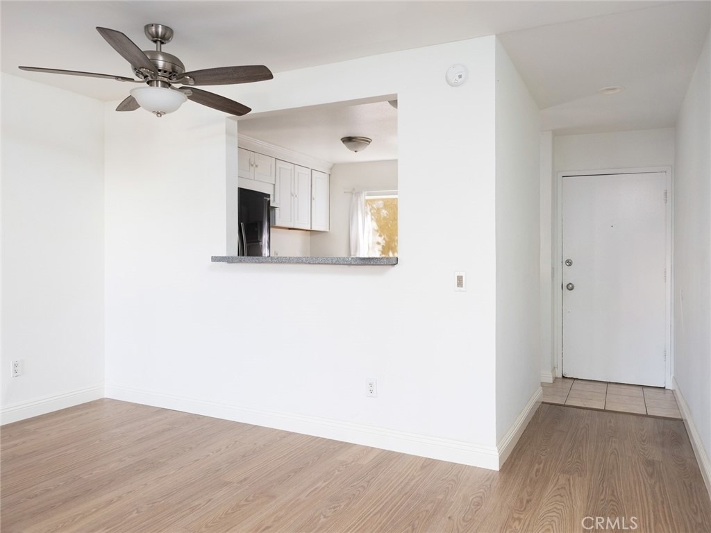 18350 Hatteras Street - Photo 4
