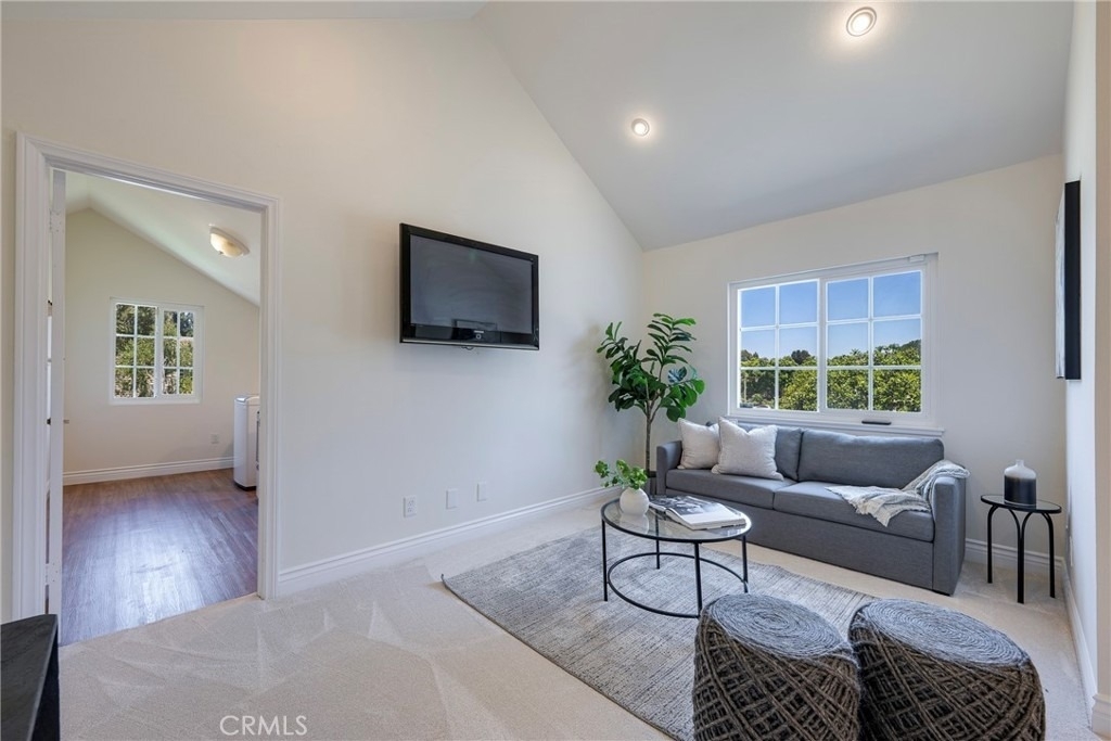 511 S Weymouth Court - Photo 24