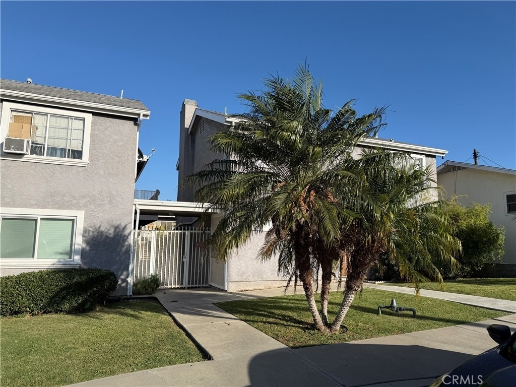 136 N Marshall Court - Photo 0