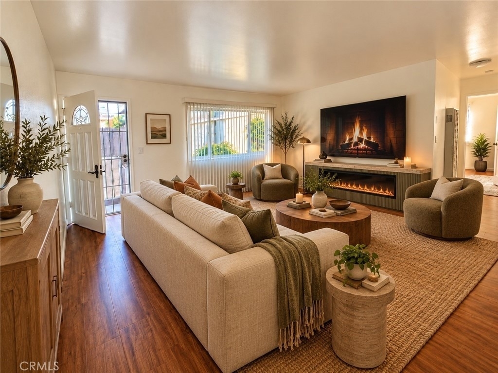136 N Marshall Court - Photo 2