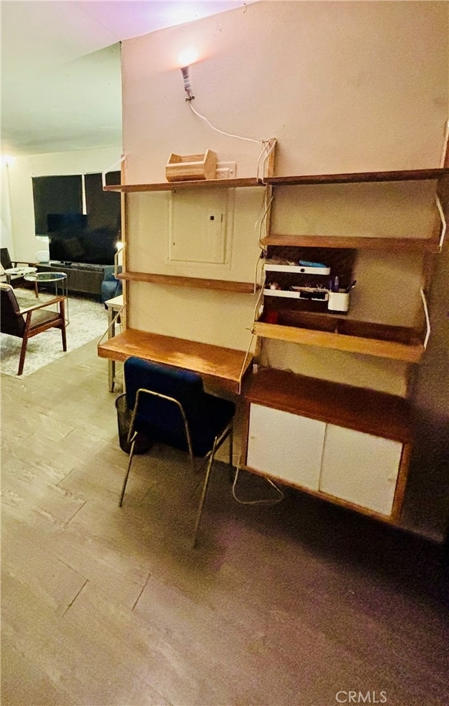 620 N Sweetzer - Photo 7
