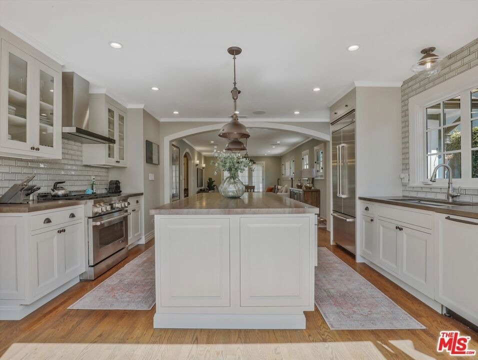 843 N Stanley Avenue - Photo 25