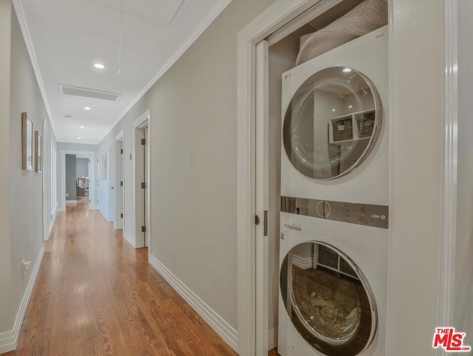 843 N Stanley Avenue - Photo 18