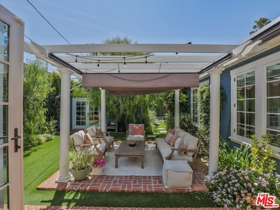 843 N Stanley Avenue - Photo 27