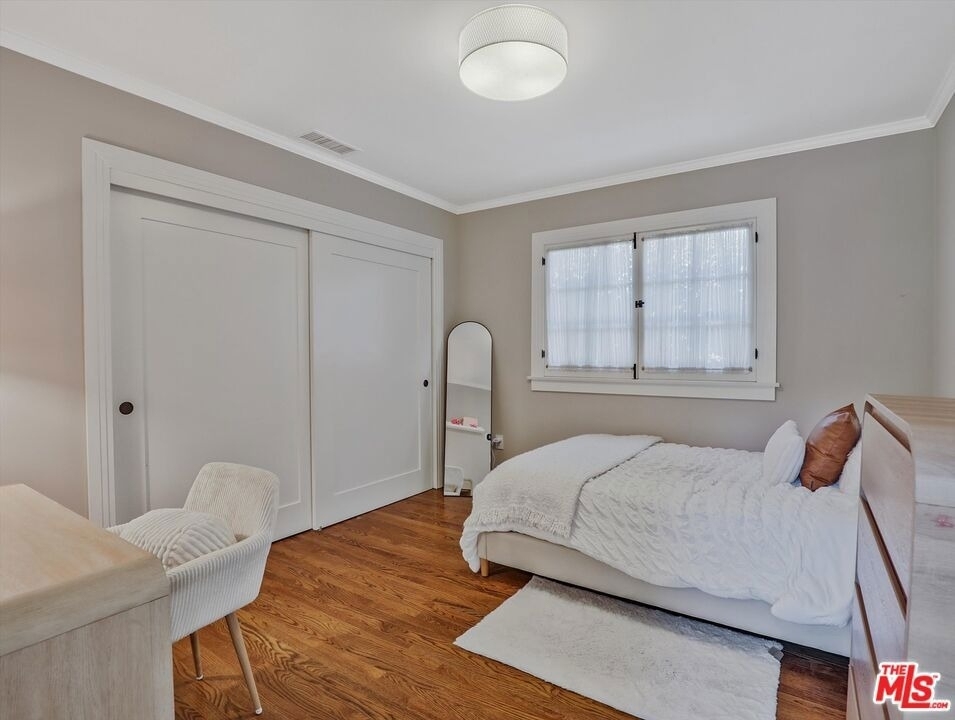 843 N Stanley Avenue - Photo 16
