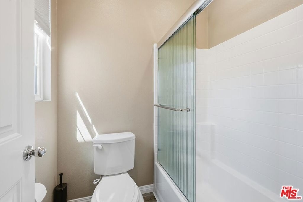 22077 Barrington Way - Photo 28