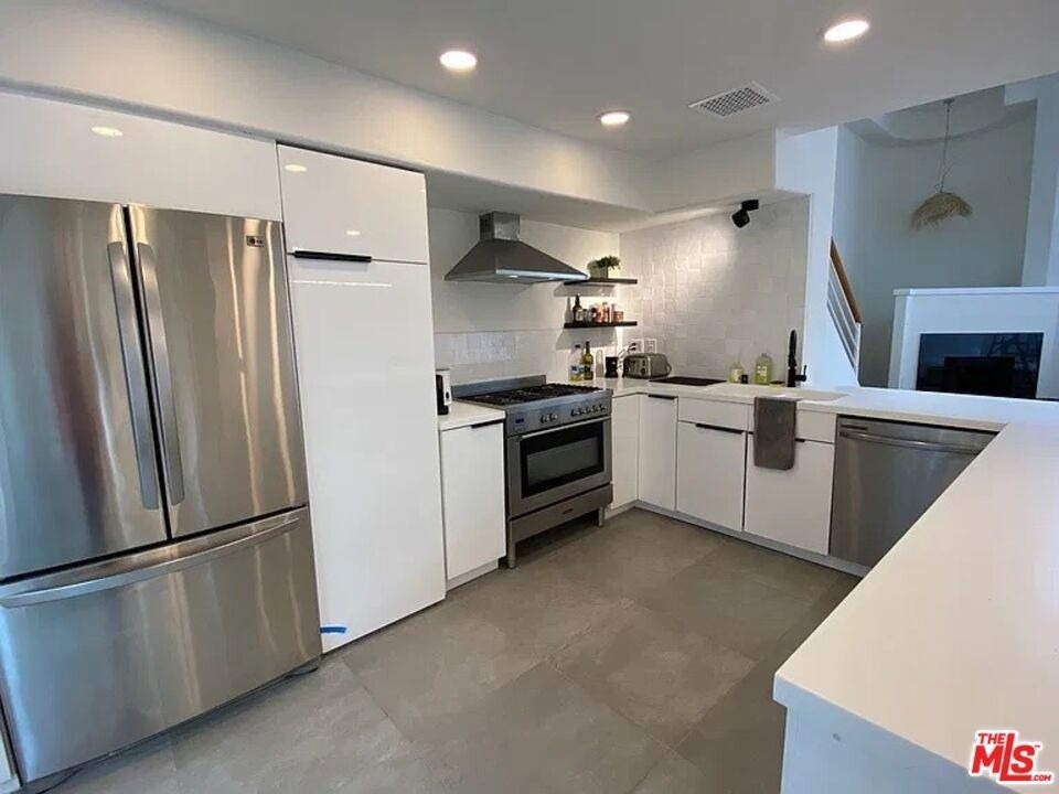 928 19th Street - Photo 4