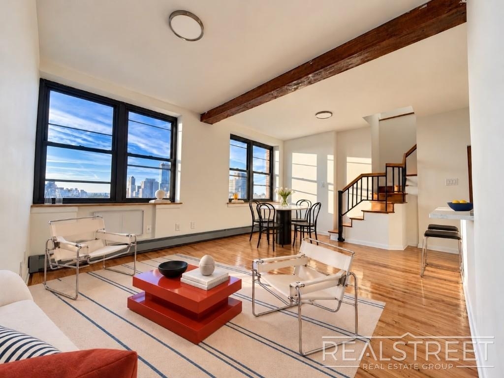 93 Underhill Avenue - Photo 2