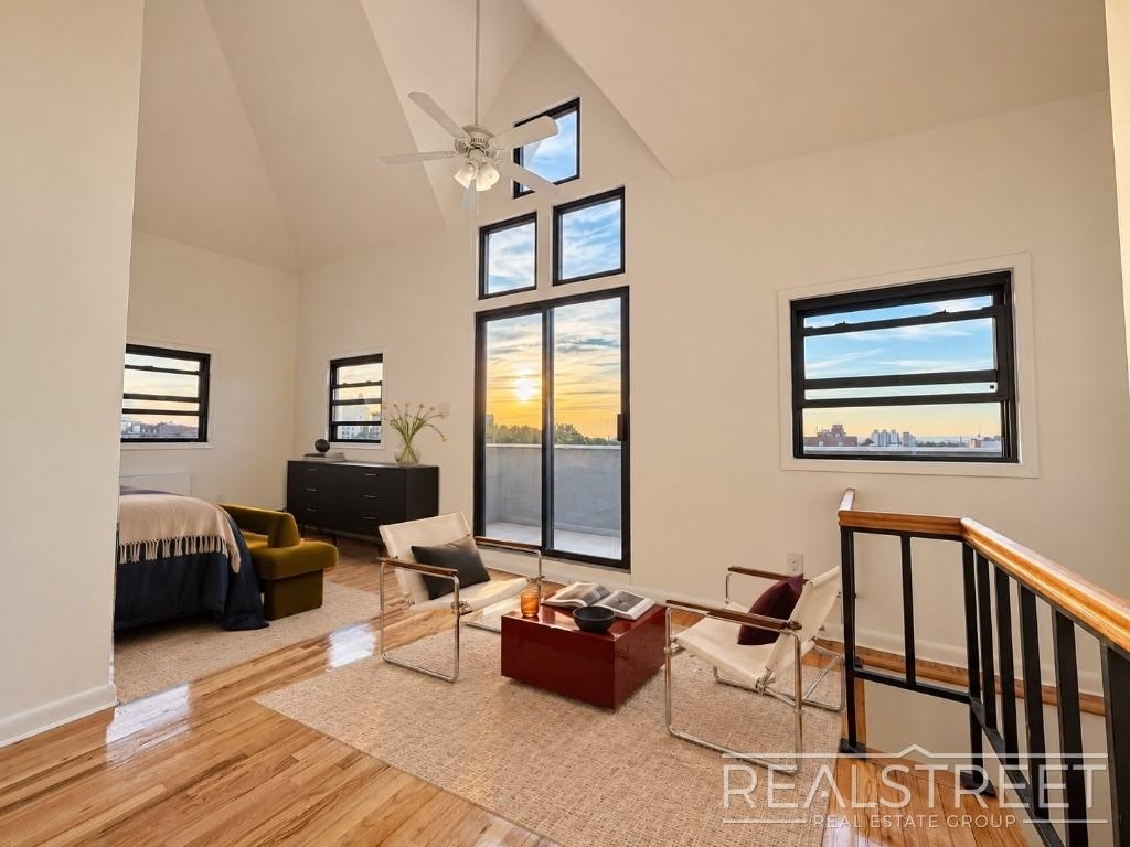 93 Underhill Avenue - Photo 6