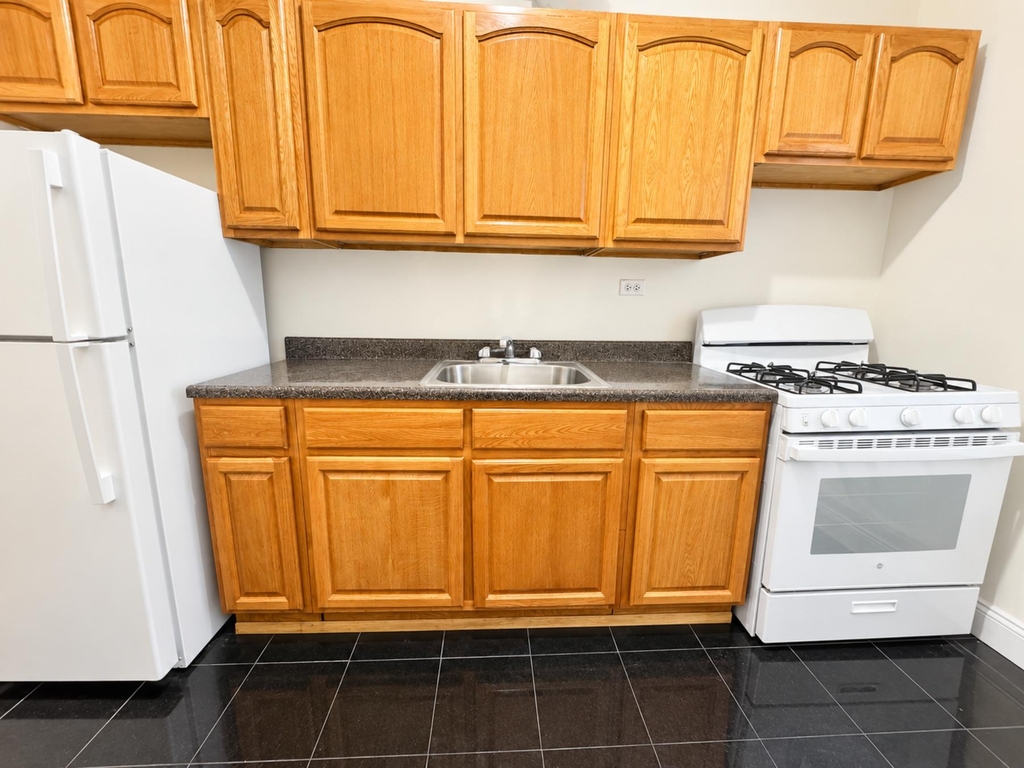 114-116 West 238th Street - Photo 6