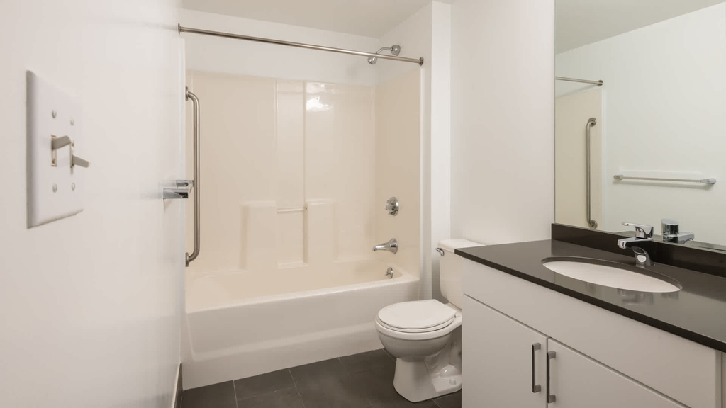 237 Moody St. - Photo 8
