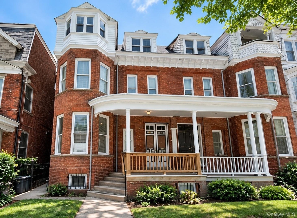117 Chambers Street - Photo 0