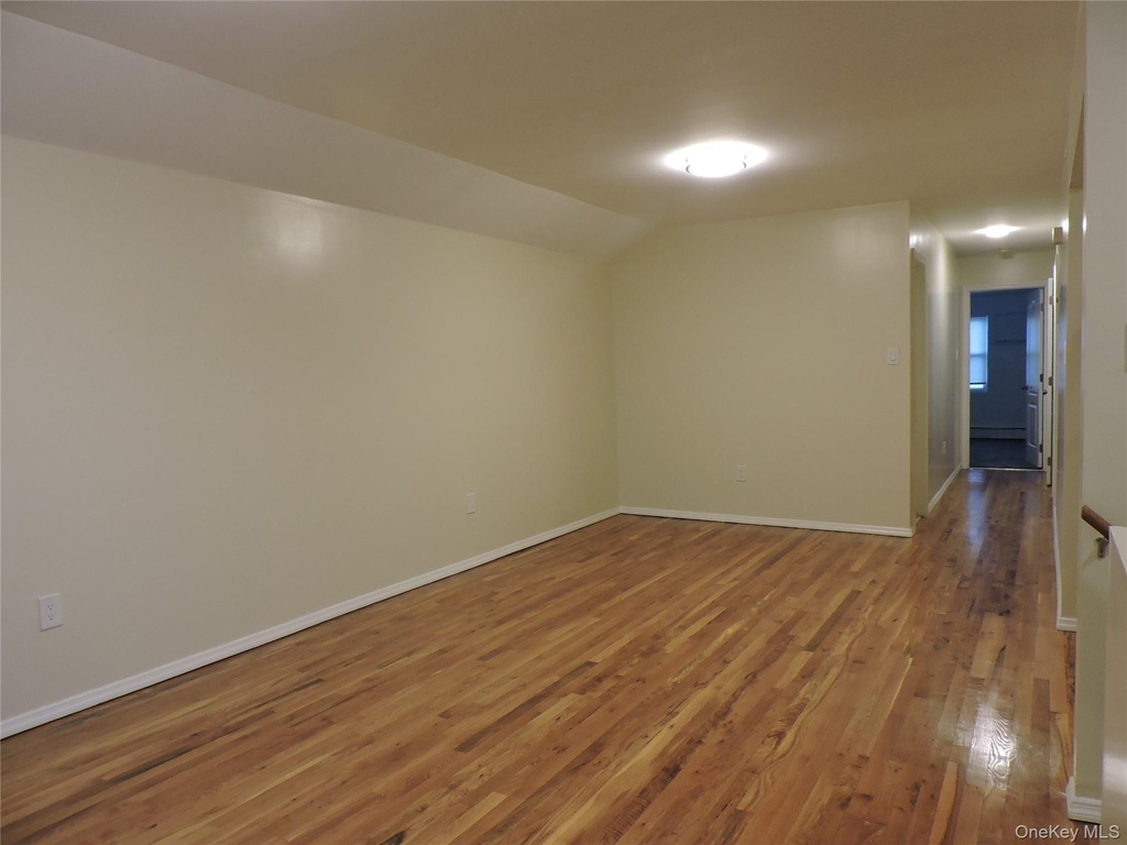 21942 141st Avenue - Photo 2