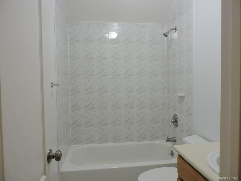 21942 141st Avenue - Photo 6