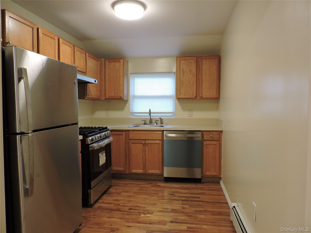 21942 141st Avenue - Photo 3