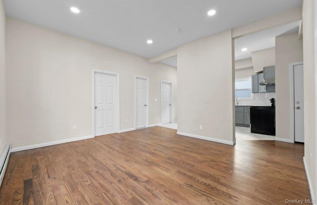 460 S 6th Avenue - Photo 6