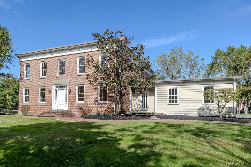 246 Shore Road - Photo 0
