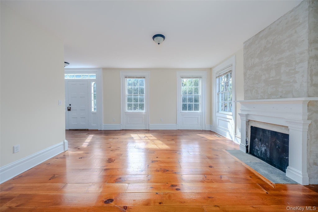246 Shore Road - Photo 4