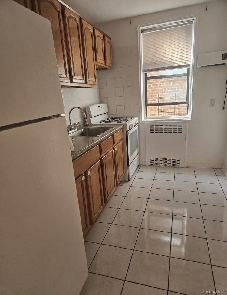 102-17 64 Road - Photo 5