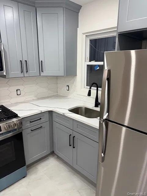 22 Harrison Avenue - Photo 7