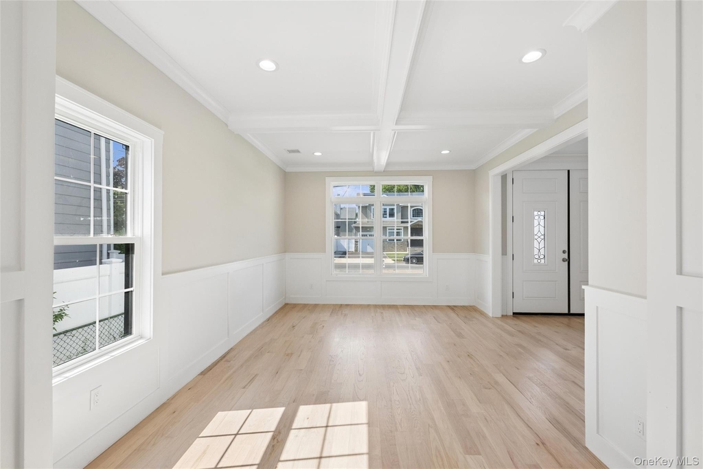 1750 Henry Road - Photo 15