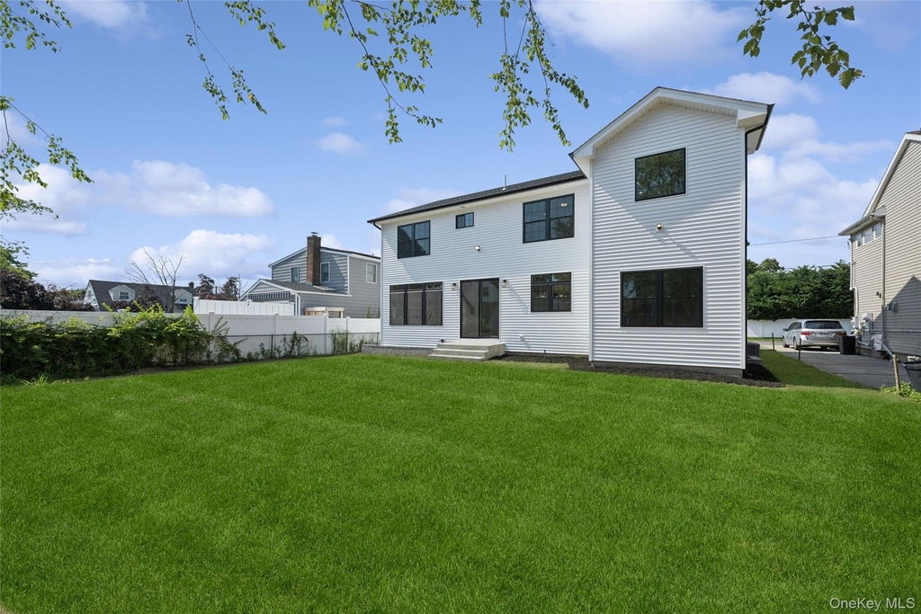1750 Henry Road - Photo 5
