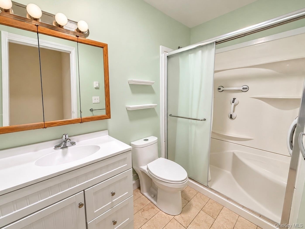 426 Aylesbury Court - Photo 4